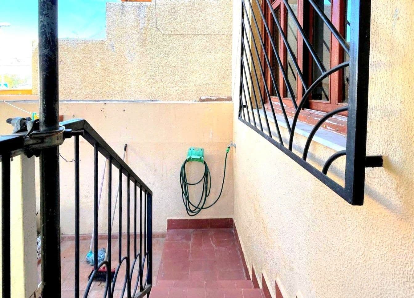 1 quarto Bungalow para venda em Torrevieja com piscina - 90 000 € (Ref: 9817021)