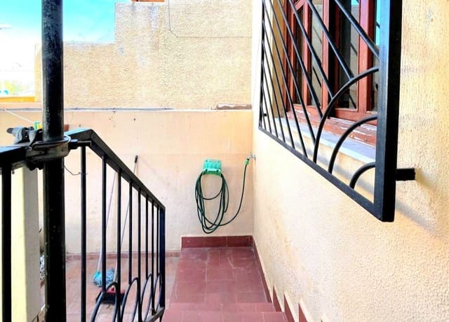 1 quarto Bungalow para venda em Torrevieja com piscina - 90 000 € (Ref: 9817021)