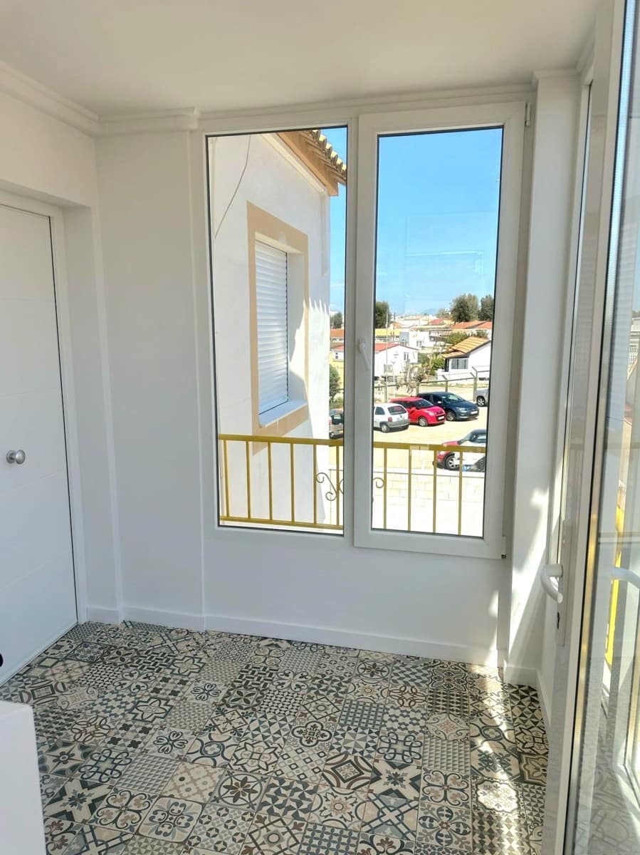 2 Zimmer Bungalow zu verkaufen in Torrevieja mit Pool Garage - 170.000 € (Ref: 9817023)