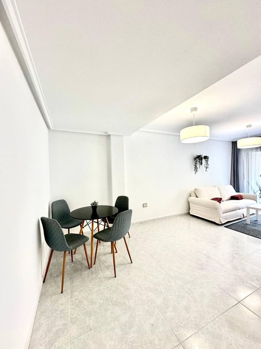 2 sypialnia Apartament na sprzedaż w Torrevieja - 142 000 € (Ref: 9826182)