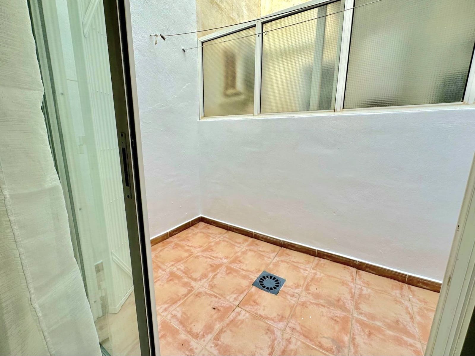 Apartamento de 2 habitaciones en Torrevieja en venta - 129.000 € (Ref: 9835253)