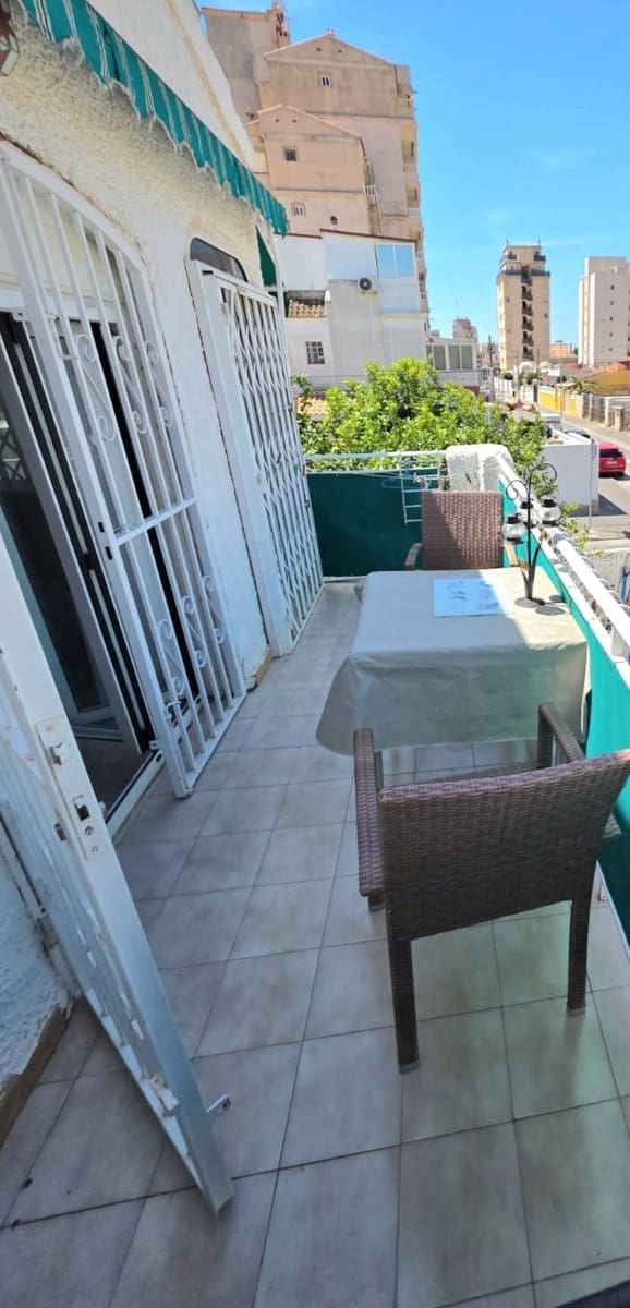 1 soverom Bungalow til salgs i Torrevieja med garasje - € 104 900 (Ref: 9842148)