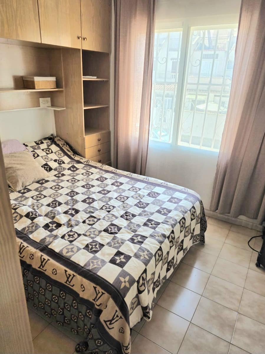 1 soverom Bungalow til salgs i Torrevieja med garasje - € 104 900 (Ref: 9842148)