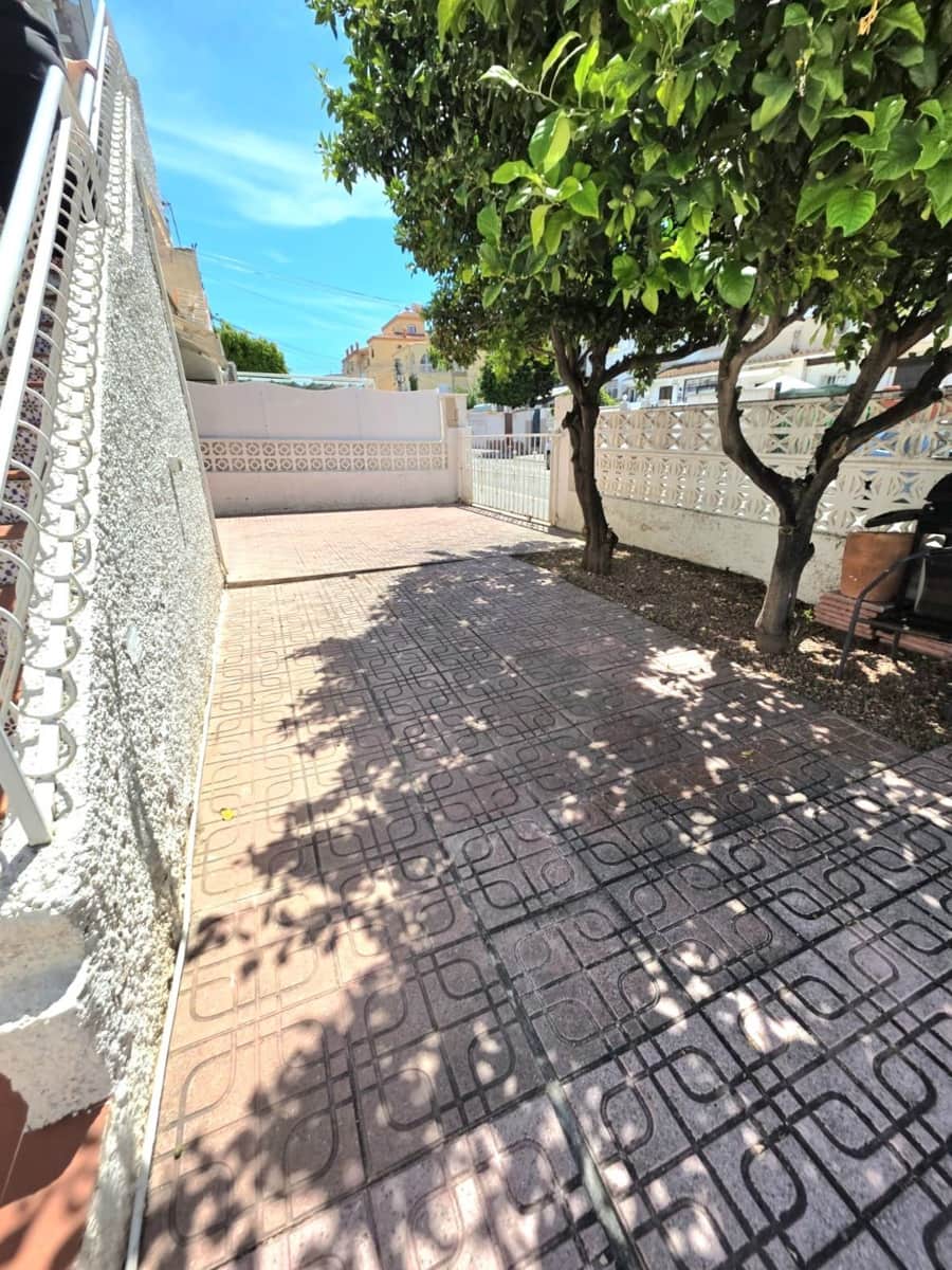 1 soverom Bungalow til salgs i Torrevieja med garasje - € 104 900 (Ref: 9842148)