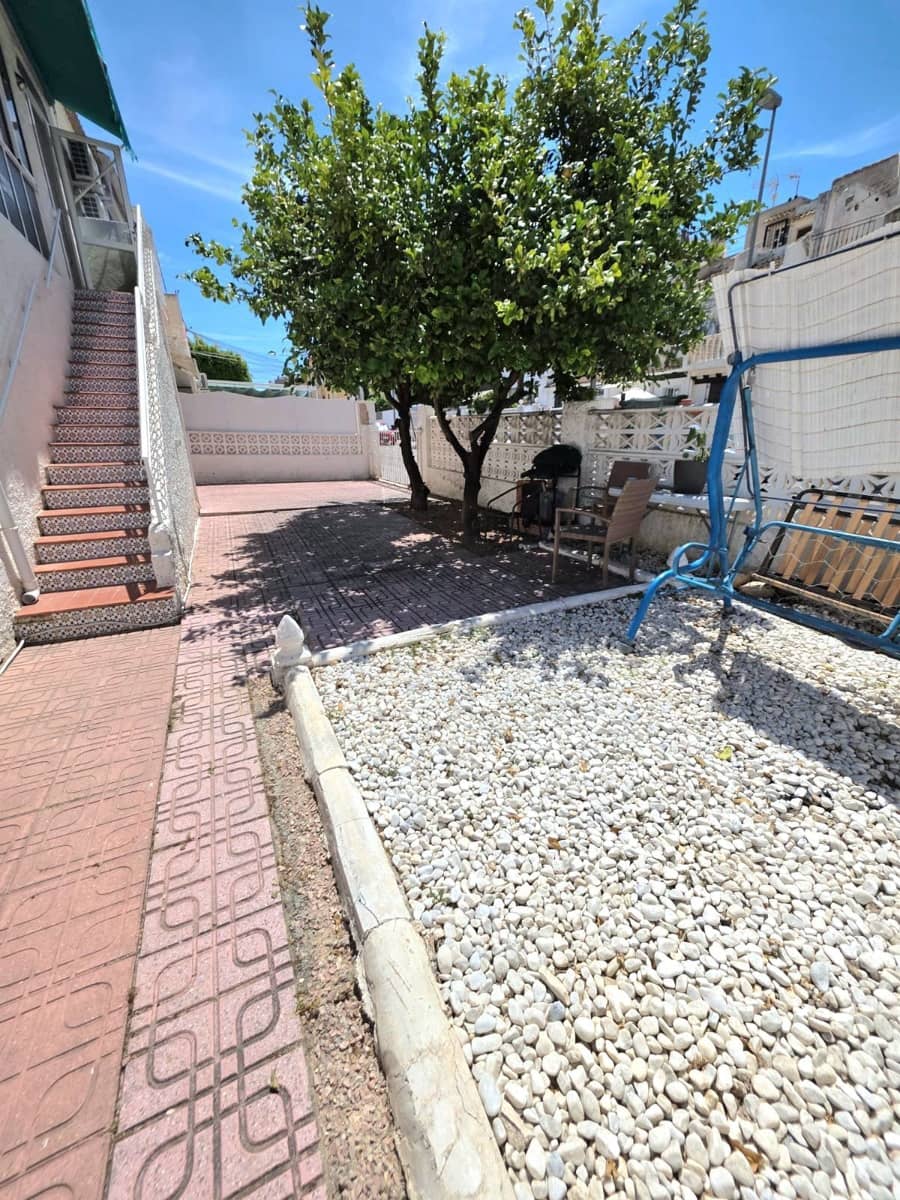 1 soverom Bungalow til salgs i Torrevieja med garasje - € 104 900 (Ref: 9842148)