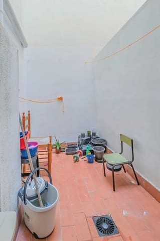 1 slaapkamer Appartement te koop in Torrevieja met zwembad - € 99.900 (Ref: 9844918)