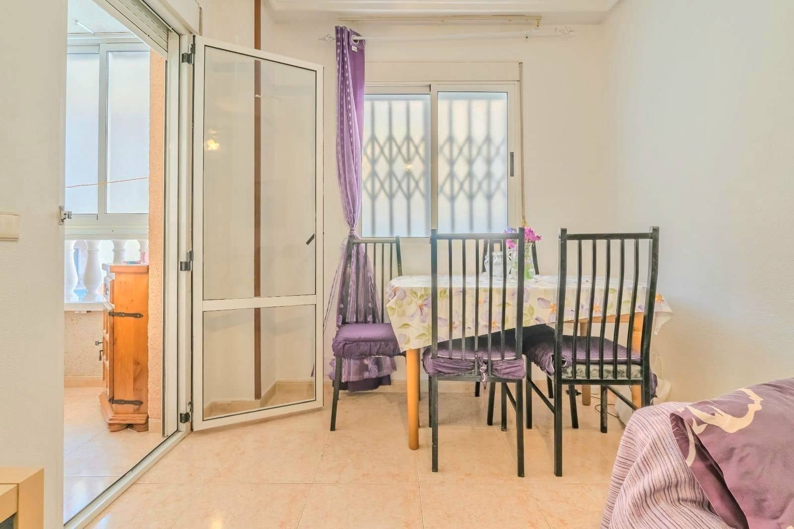 1 slaapkamer Appartement te koop in Torrevieja met zwembad - € 99.900 (Ref: 9844918)