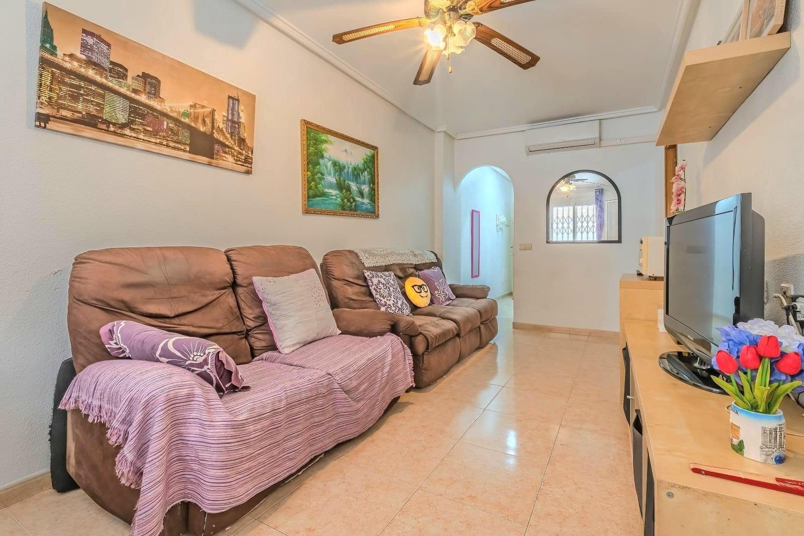1 slaapkamer Appartement te koop in Torrevieja met zwembad - € 99.900 (Ref: 9844918)
