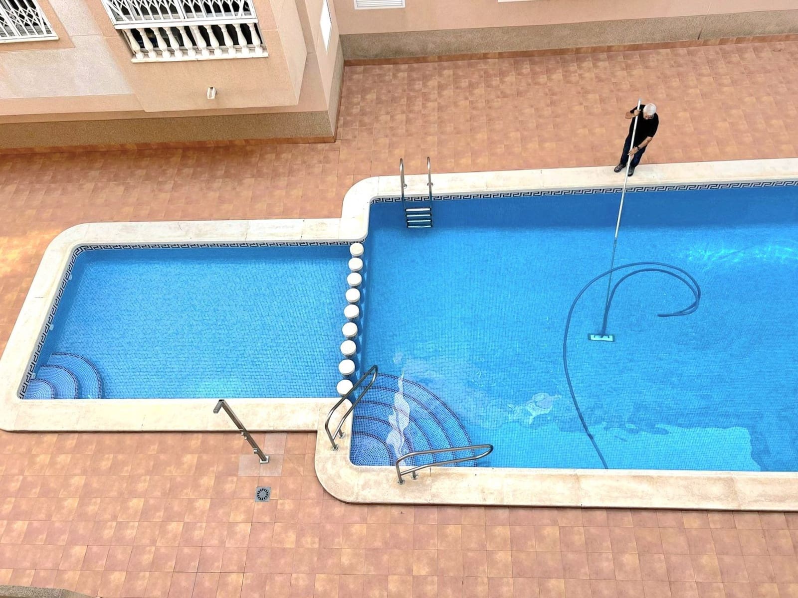 1 slaapkamer Appartement te koop in Torrevieja met zwembad - € 99.900 (Ref: 9844918)