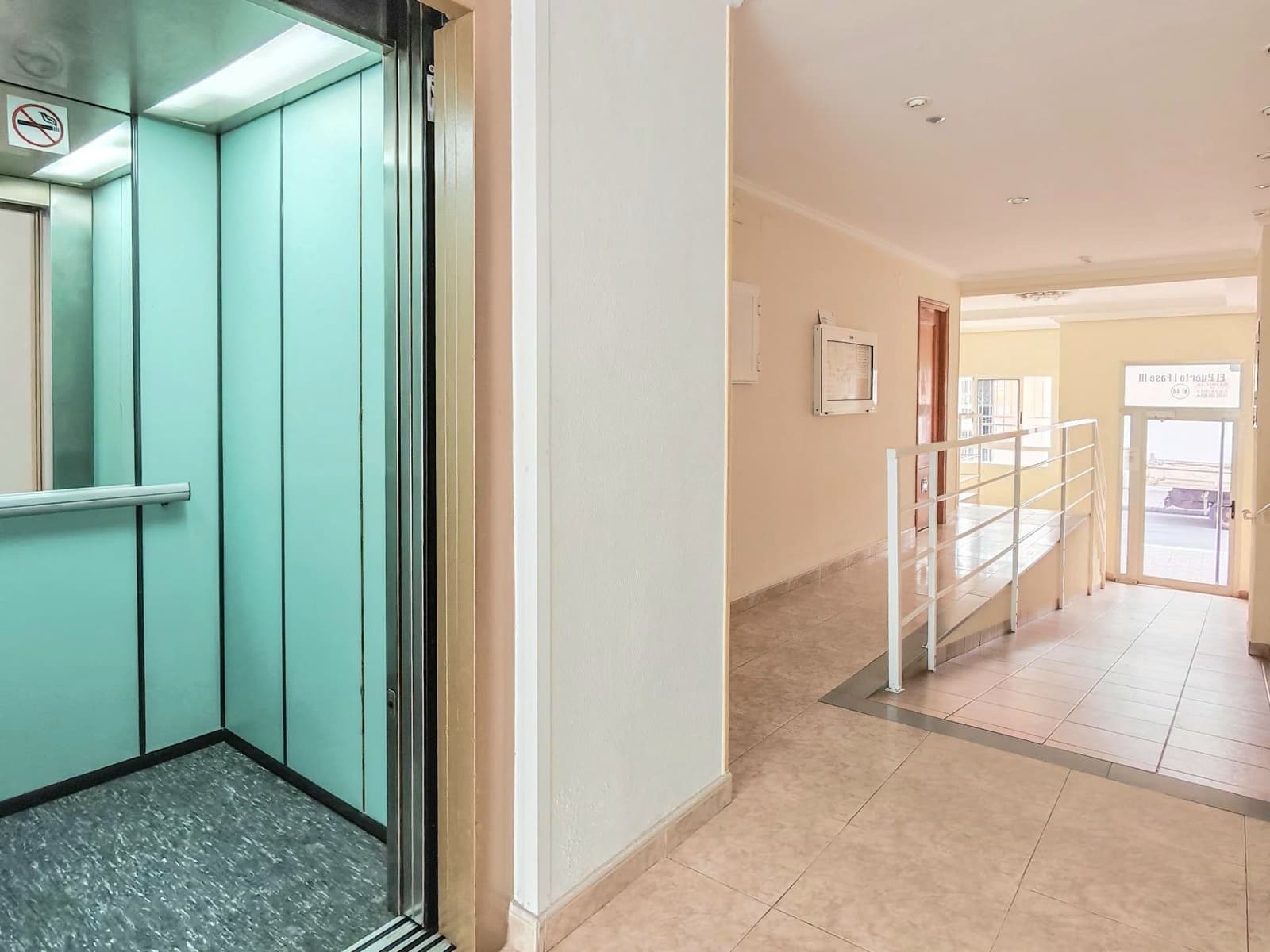 1 soverom Leilighet til salgs i Torrevieja med svømmebasseng garasje - € 124 000 (Ref: 9844921)
