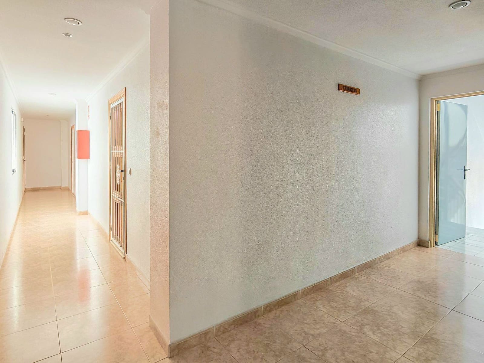 1 soverom Leilighet til salgs i Torrevieja med svømmebasseng garasje - € 124 000 (Ref: 9844921)