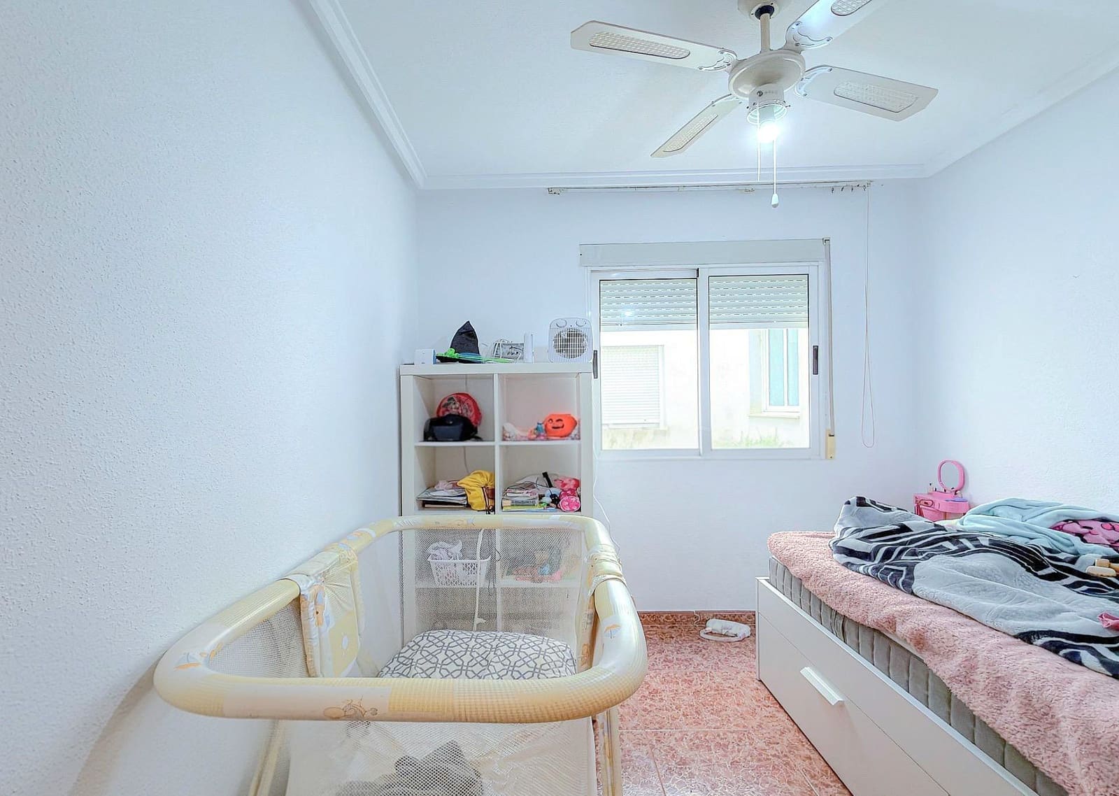 2 sypialnia Apartament na sprzedaż w Torrevieja z basenem - 114 900 € (Ref: 9854982)