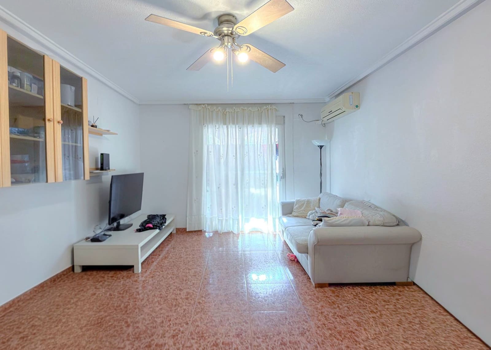 2 sypialnia Apartament na sprzedaż w Torrevieja z basenem - 114 900 € (Ref: 9854982)