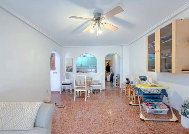2 Zimmer Apartment zu verkaufen in Torrevieja mit Pool - 114.900 € (Ref: 9854982)