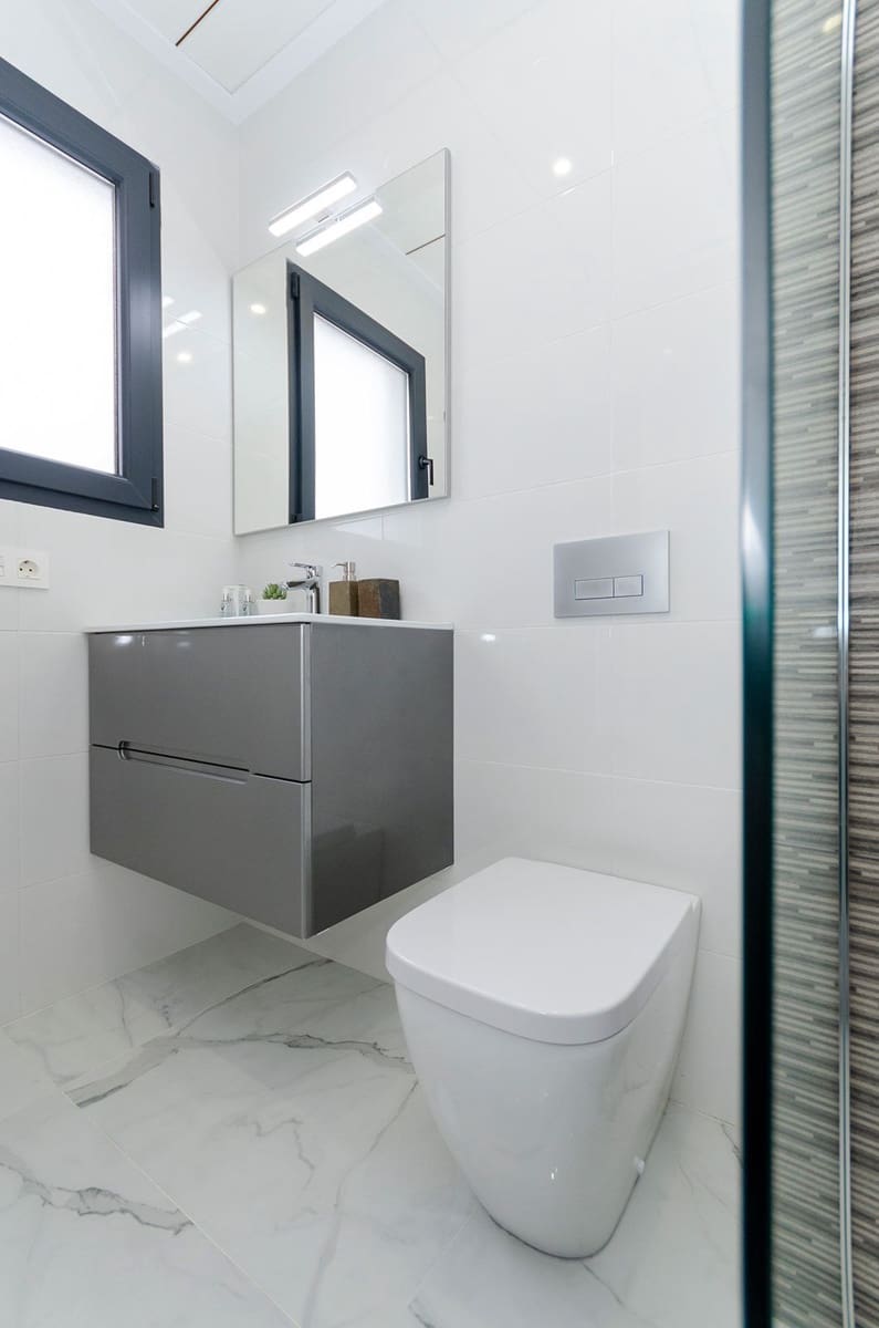 3 Zimmer Villa zu verkaufen in Torrevieja mit Pool Garage - 424.000 € (Ref: 9861560)