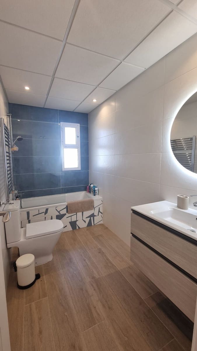 5 soverom Villa til salgs i Torrevieja med svømmebasseng garasje - € 499 000 (Ref: 9861562)