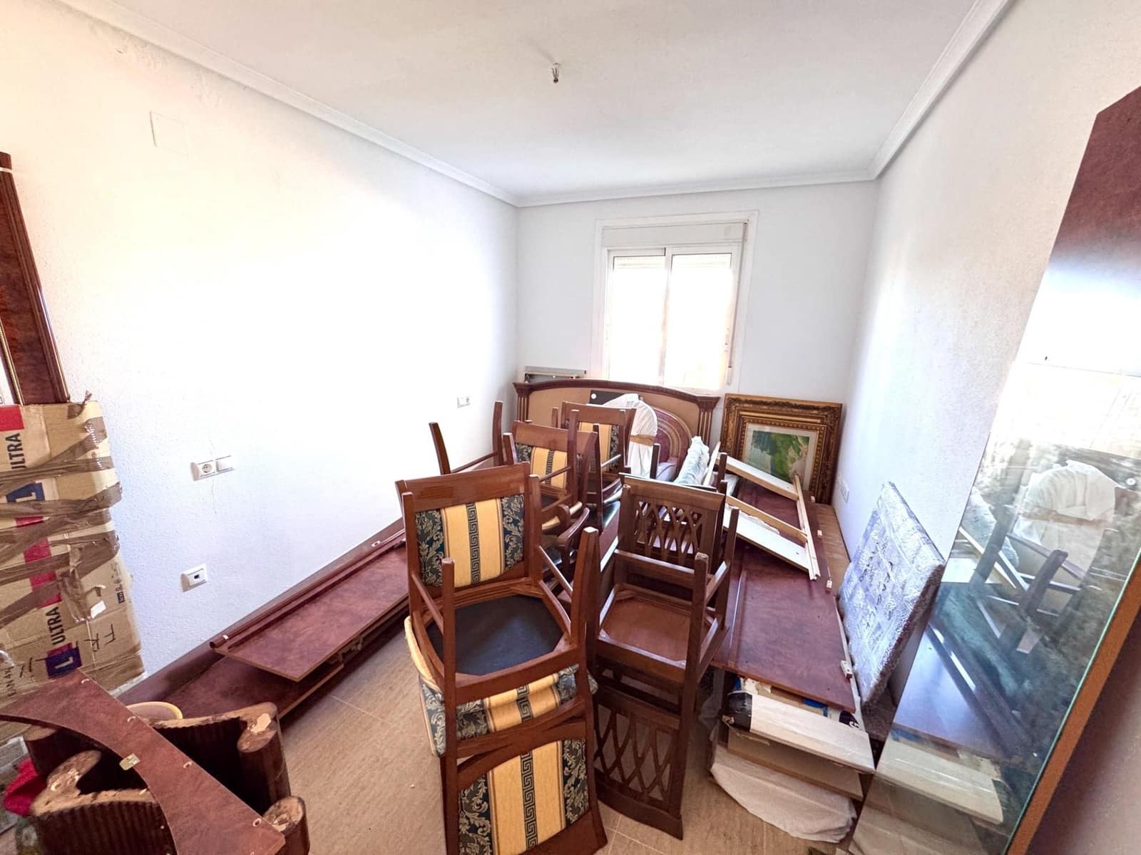 1 slaapkamer Halfvrijstaande villa te koop in Avileses met garage - € 110.000 (Ref: 9864078)
