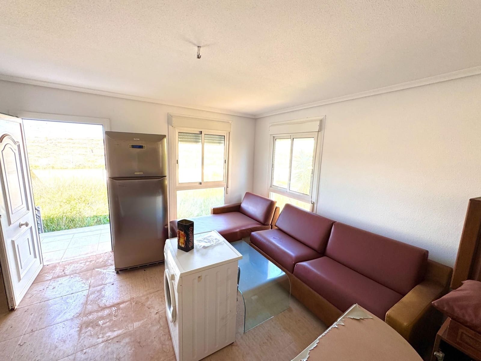 1 slaapkamer Halfvrijstaande villa te koop in Avileses met garage - € 110.000 (Ref: 9864078)