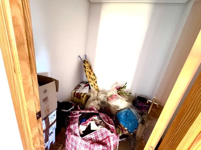 1 slaapkamer Halfvrijstaande villa te koop in Avileses, Murcia stad met garage - € 110.000 (Ref: 9864078)