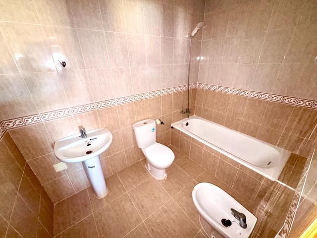 1 slaapkamer Halfvrijstaande villa te koop in Avileses, Murcia stad met garage - € 110.000 (Ref: 9864078)