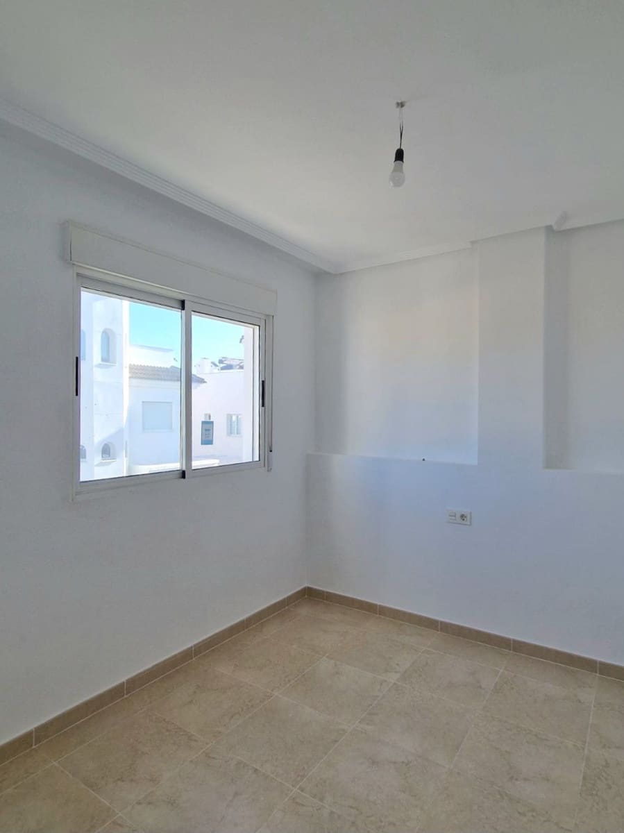 3 Zimmer Villa zu verkaufen in San Fulgencio mit Pool Garage - 275.000 € (Ref: 9866548)