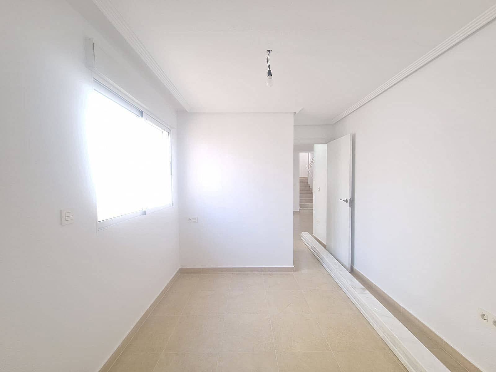 3 Zimmer Villa zu verkaufen in San Fulgencio mit Pool Garage - 275.000 € (Ref: 9866548)