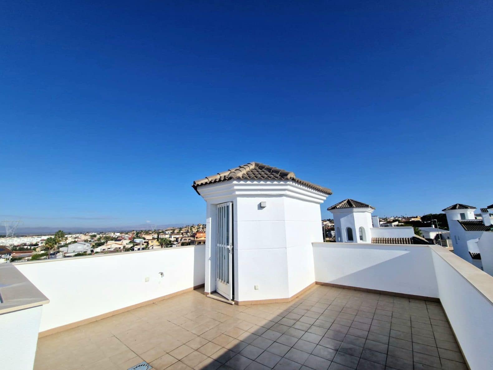 3 Zimmer Villa zu verkaufen in San Fulgencio mit Pool Garage - 275.000 € (Ref: 9866548)