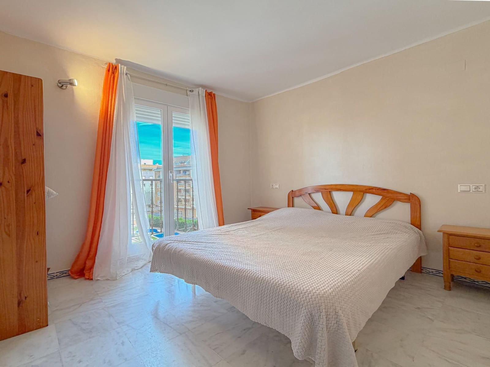 2 chambre Appartement à vendre à Torrevieja avec piscine - 184 500 € (Ref: 9868182)