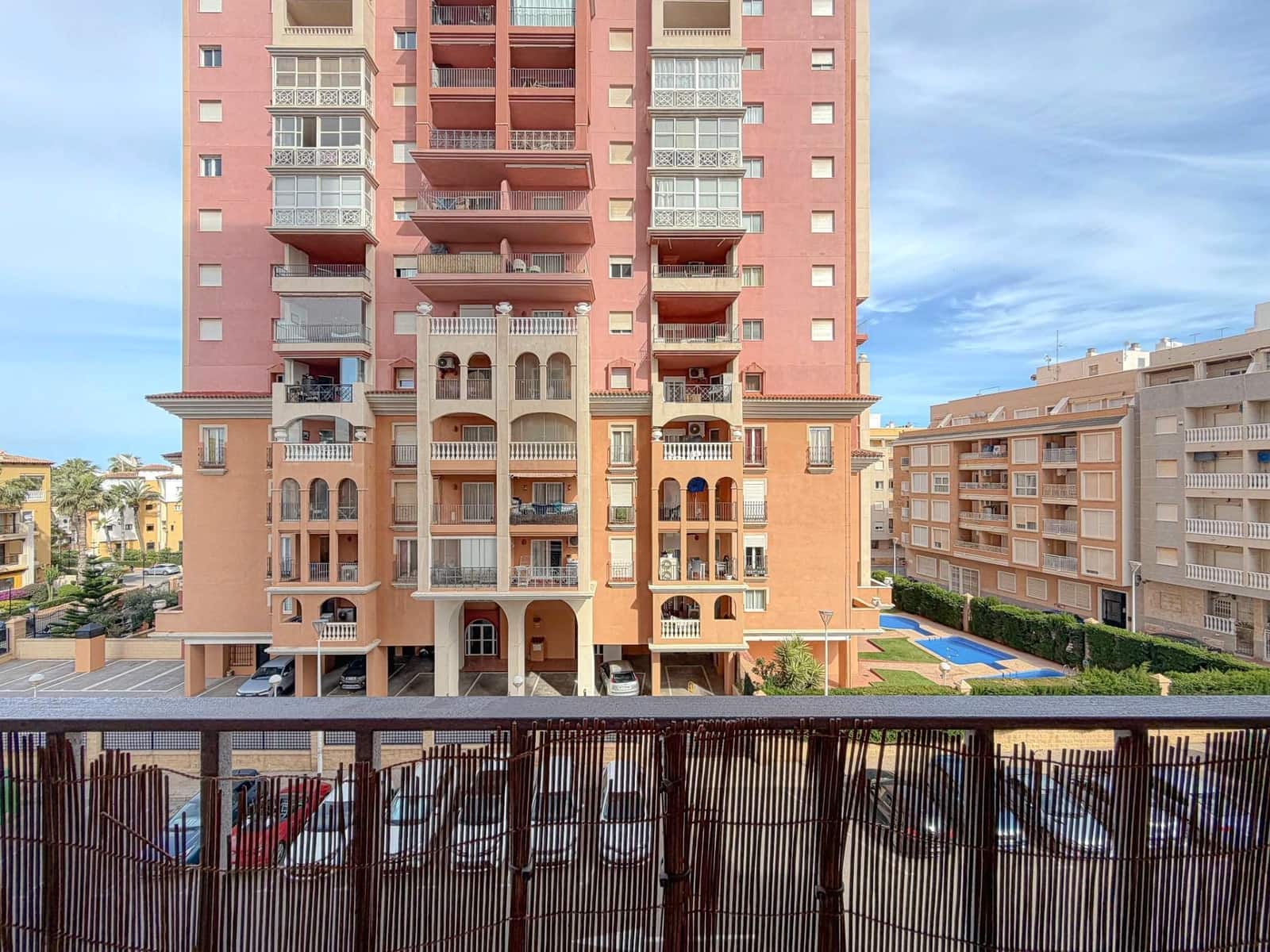 2 chambre Appartement à vendre à Torrevieja avec piscine - 184 500 € (Ref: 9868182)