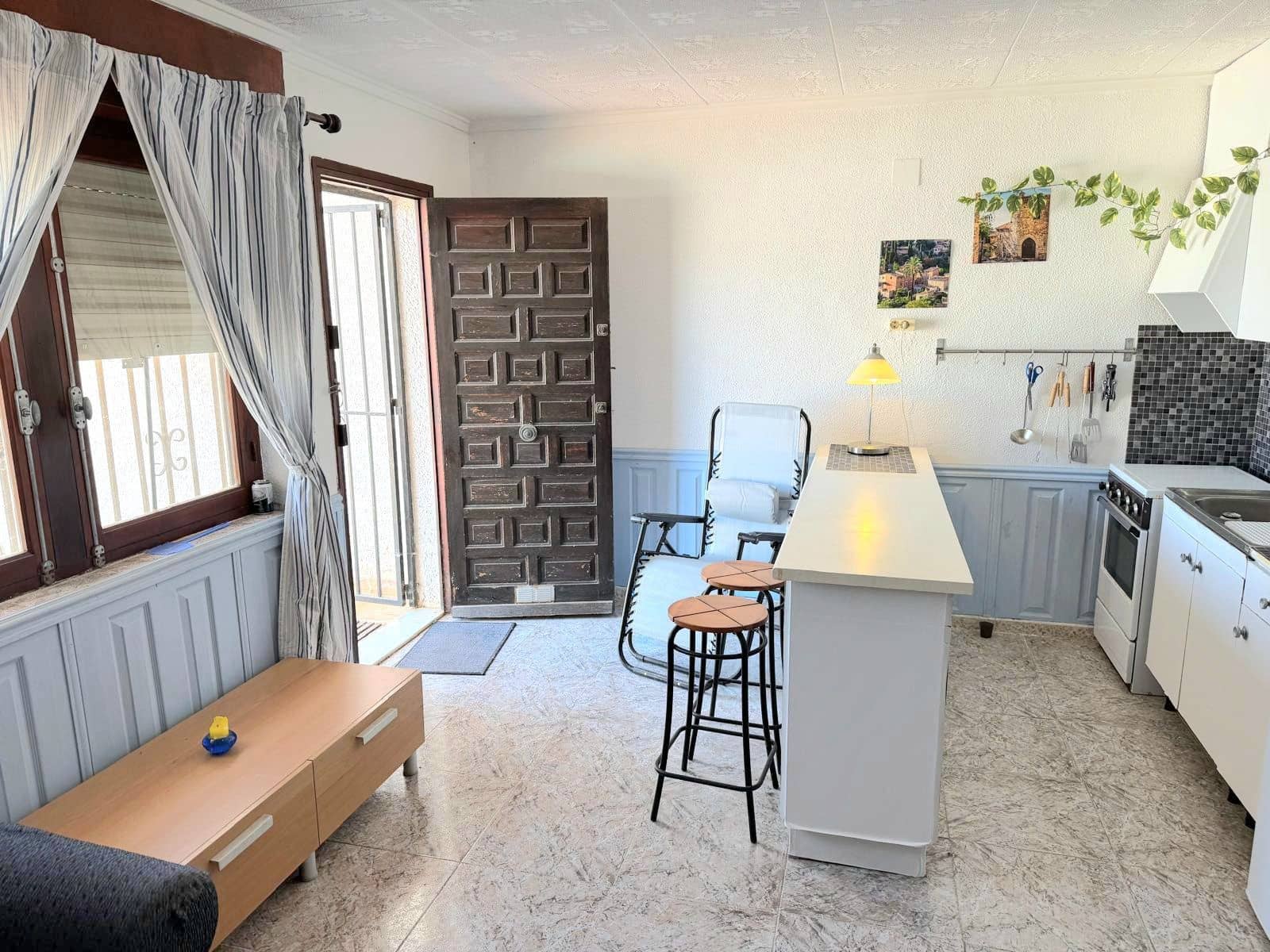 2 bedroom Bungalow for sale in Torrevieja - € 89,750 (Ref: 9872973)