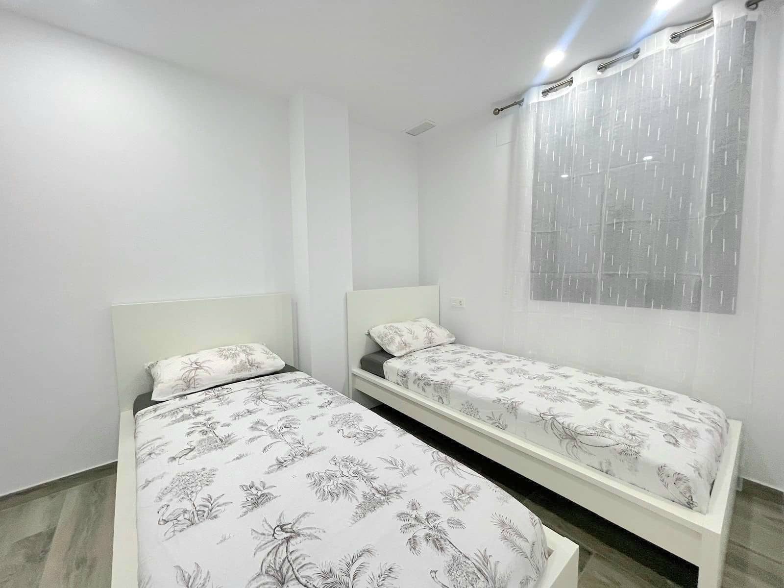 3 slaapkamer Appartement te koop in Torrevieja met zwembad - € 299.900 (Ref: 9877930)