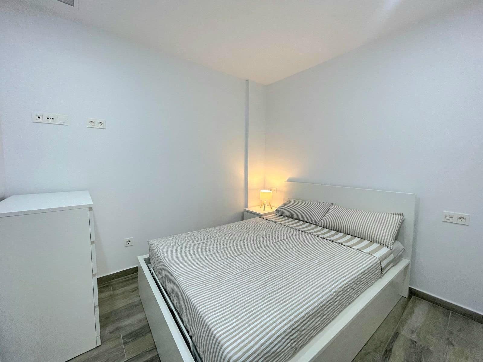 3 slaapkamer Appartement te koop in Torrevieja met zwembad - € 299.900 (Ref: 9877930)
