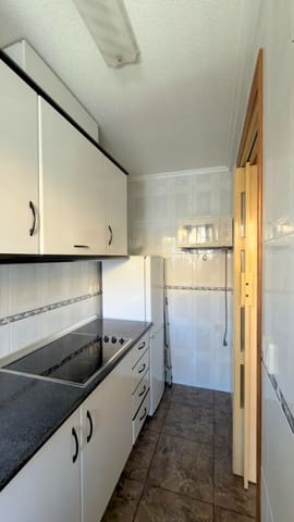 1 soveværelse Lejlighed til salg i Torrevieja med swimmingpool - € 124.900 (Ref: 9889762)