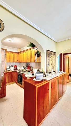 3 sypialnia Dom blizniak na sprzedaż w Torrevieja z basenem - 182 000 € (Ref: 9891700)