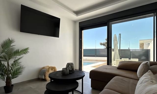 3 Zimmer Doppelhaus zu verkaufen in Los Montesinos mit Pool Garage - 329.900 € (Ref: 9898897)