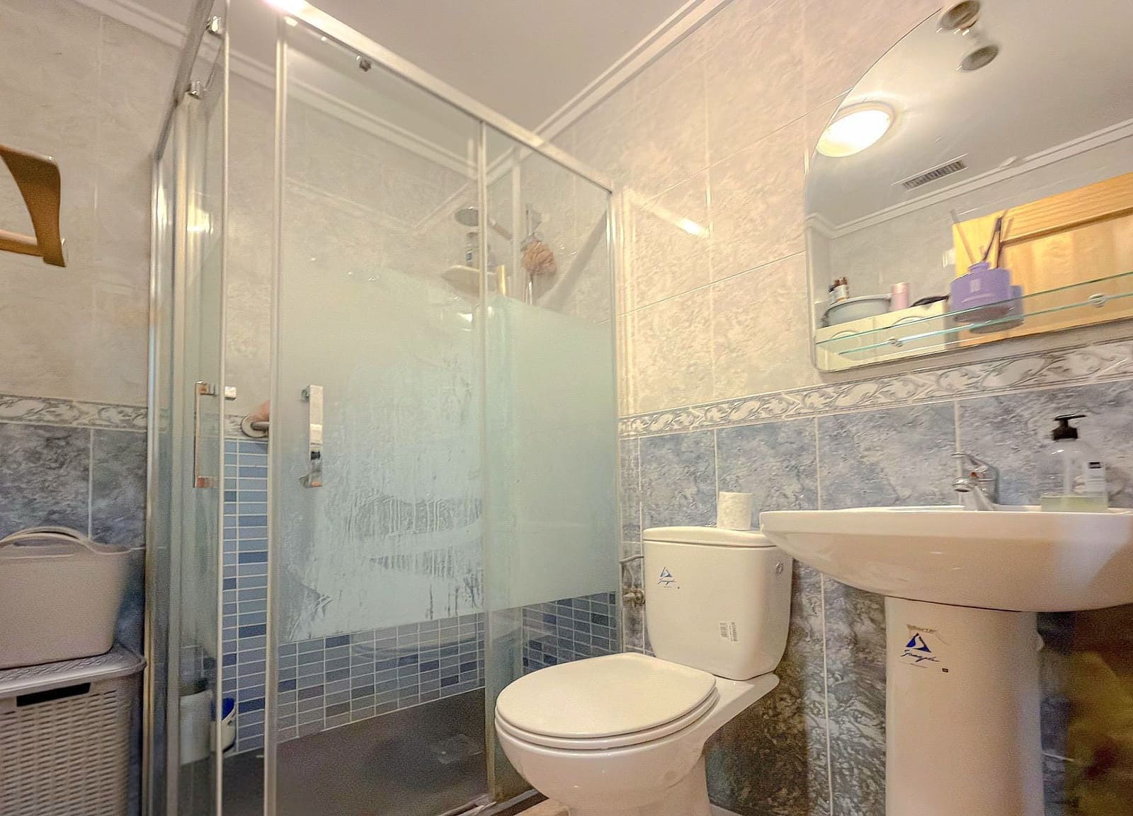 2 bedroom Apartment for sale in Torrevieja with garage - € 122,000 (Ref: 9900077)