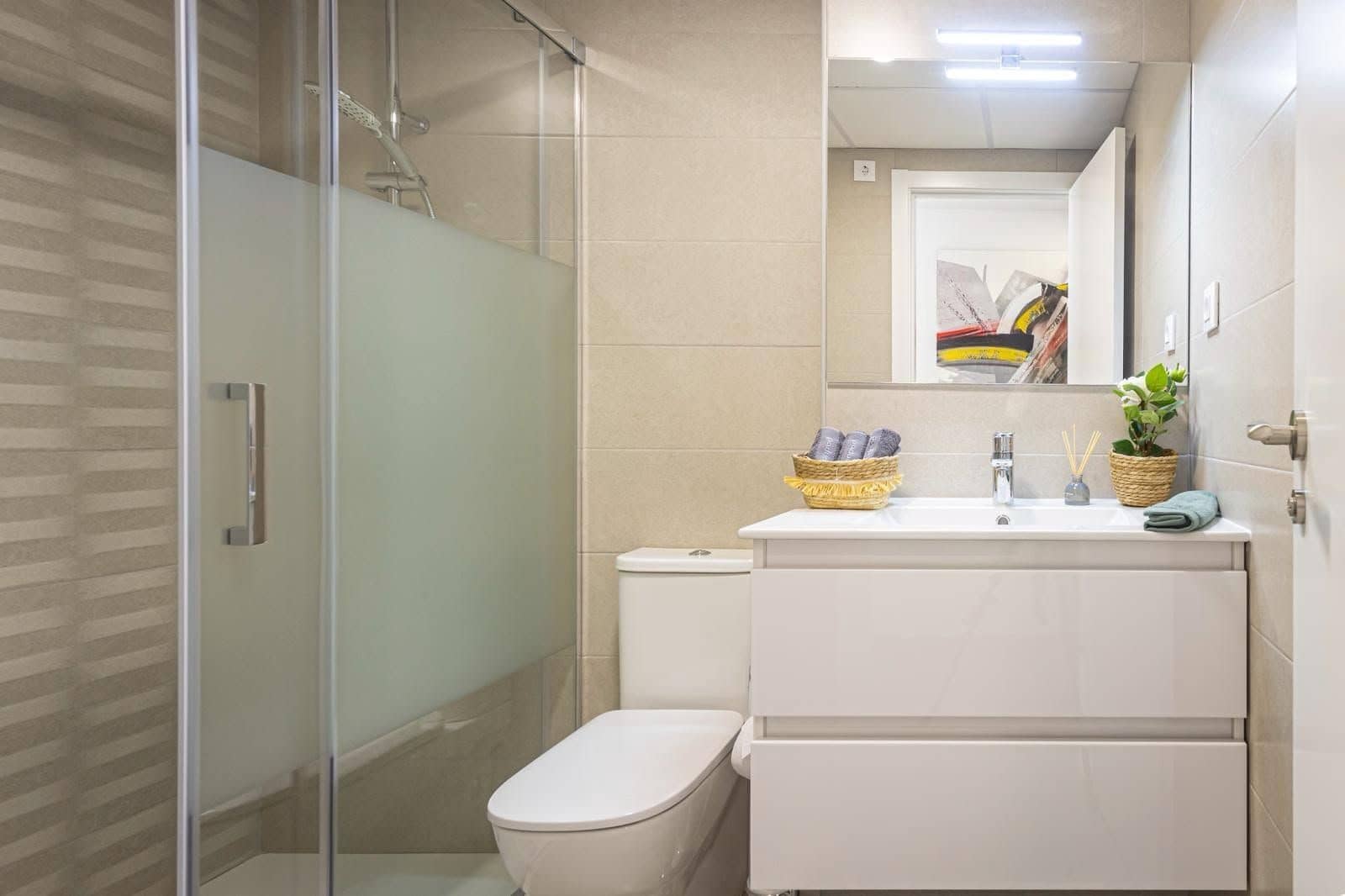 1 Zimmer Apartment zu verkaufen in La Manga del Mar Menor mit Pool Garage - 126.945 € (Ref: 9900078)