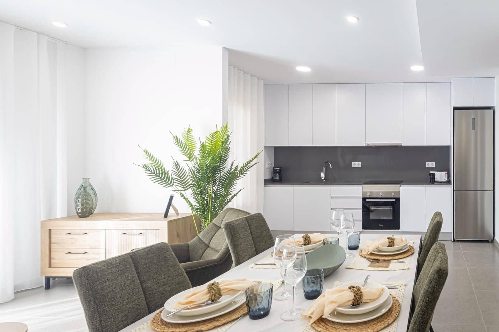 1 Zimmer Apartment zu verkaufen in La Manga del Mar Menor mit Pool Garage - 126.945 € (Ref: 9900078)