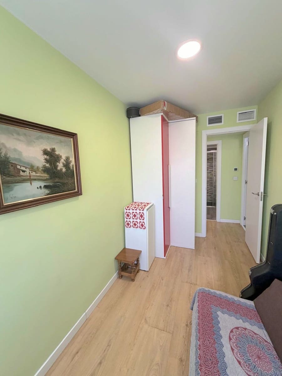 2 soverom Leilighet til salgs i Torrevieja - € 165 000 (Ref: 9902825)