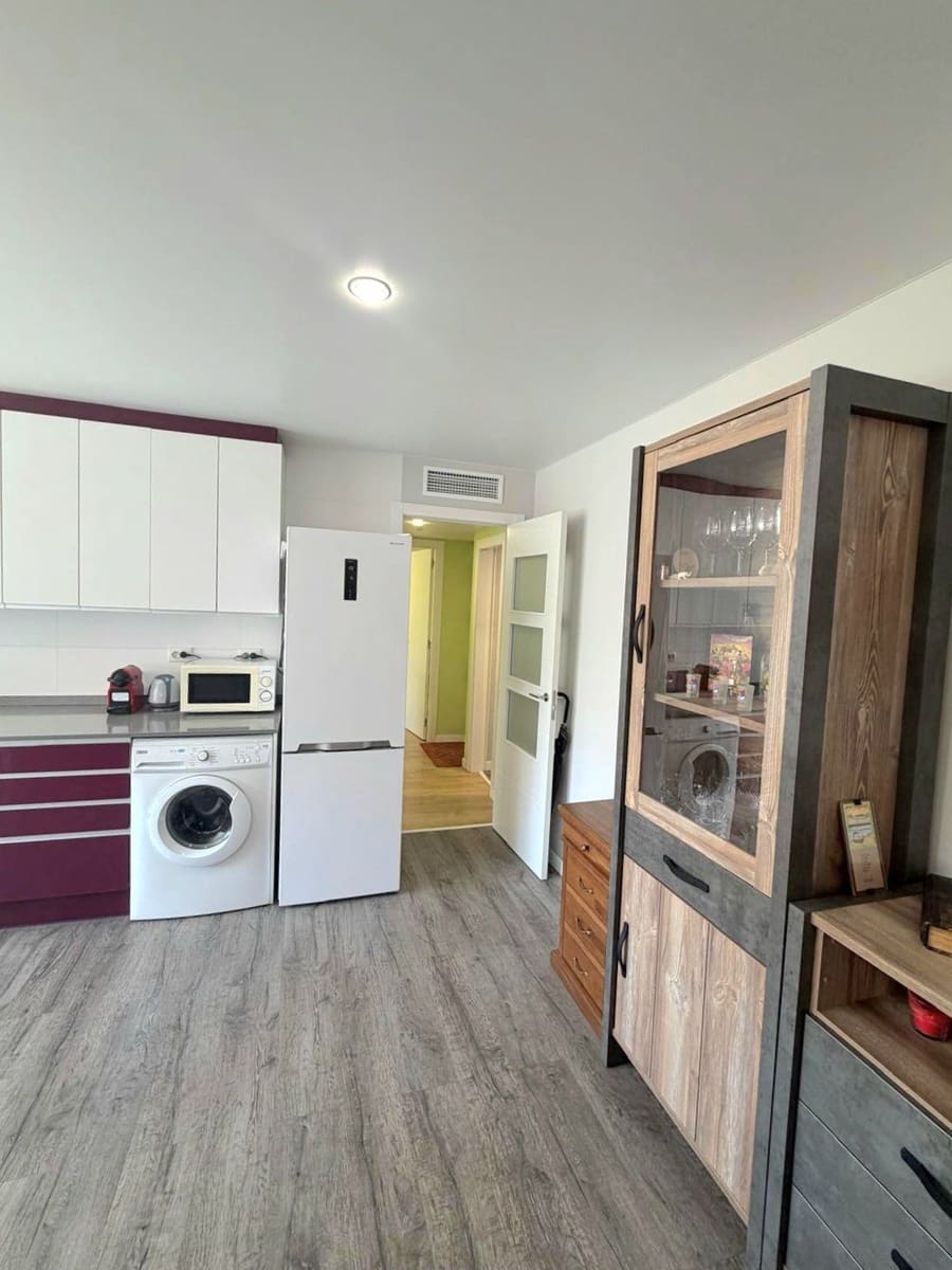 2 soverom Leilighet til salgs i Torrevieja - € 165 000 (Ref: 9902825)