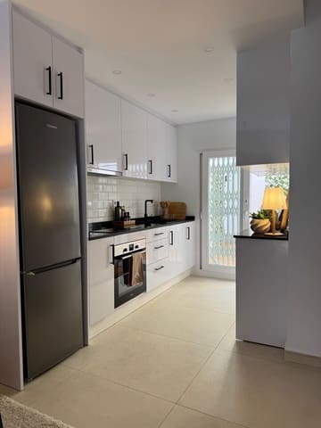 3 slaapkamer Appartement te koop in Torrevieja - € 169.000 (Ref: 9902826)