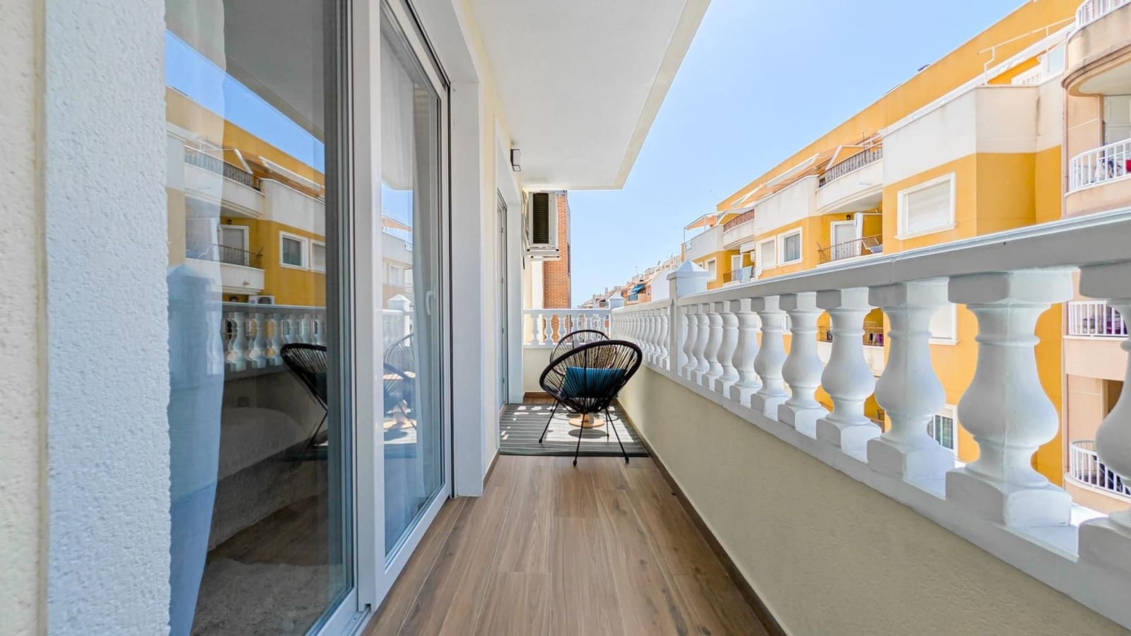 2 makuuhuone Huoneisto myytävänä paikassa Torrevieja - 188 800 € (Ref: 9906984)