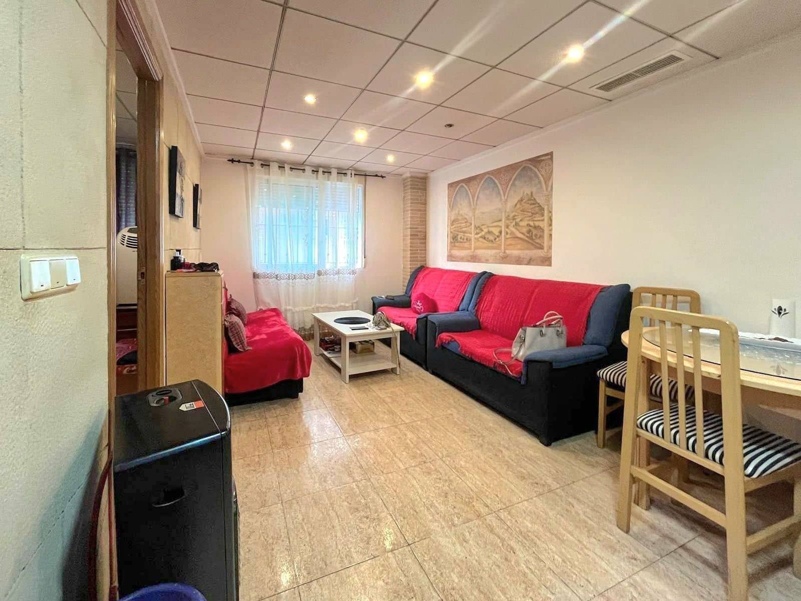 Apartamento de 2 habitaciones en Torrevieja en venta con piscina garaje - 159.900 € (Ref: 9910047)