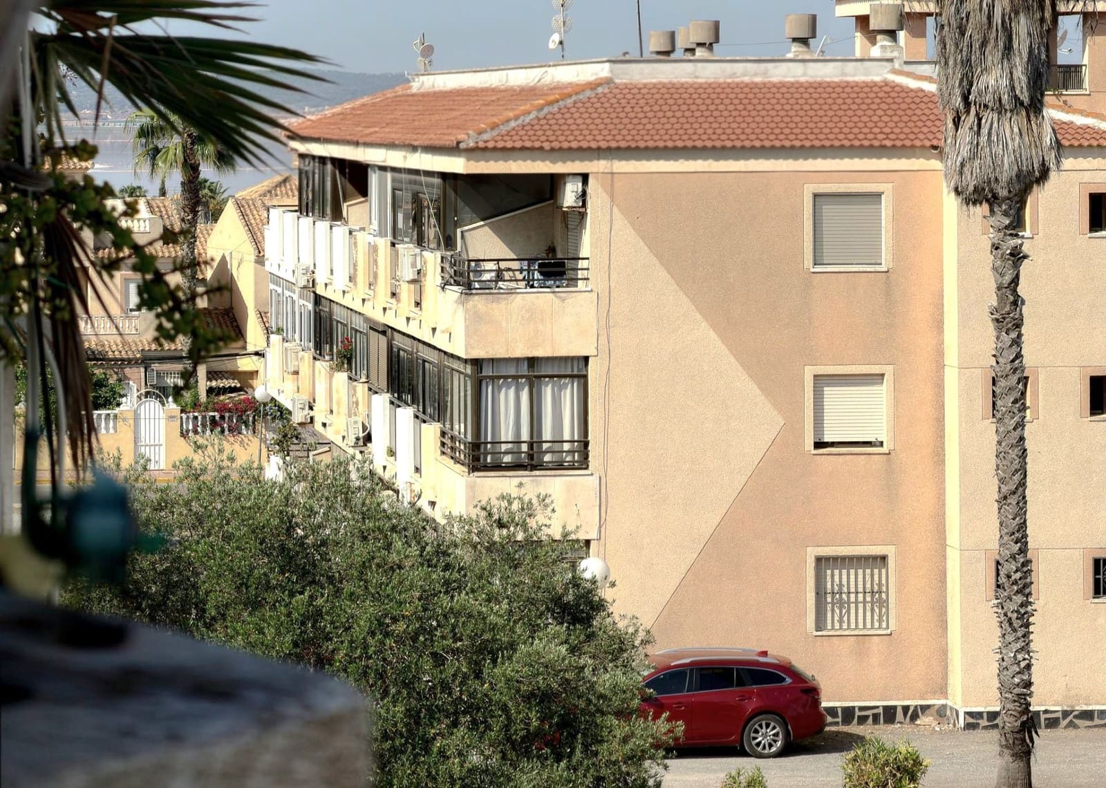 Studio til salgs i Torrevieja med garasje - € 69 900 (Ref: 9912526)