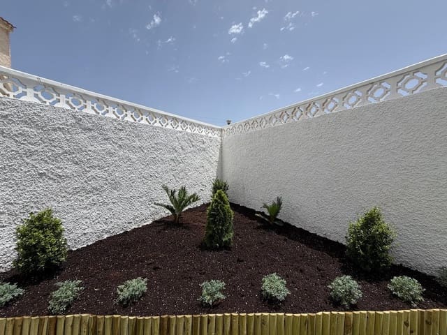 2 chambre Bungalow à vendre à Torrevieja - 115 000 € (Ref: 9915264)