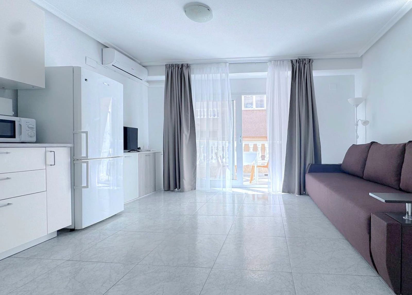 Studio til salg i Torrevieja - € 89.900 (Ref: 9919357)