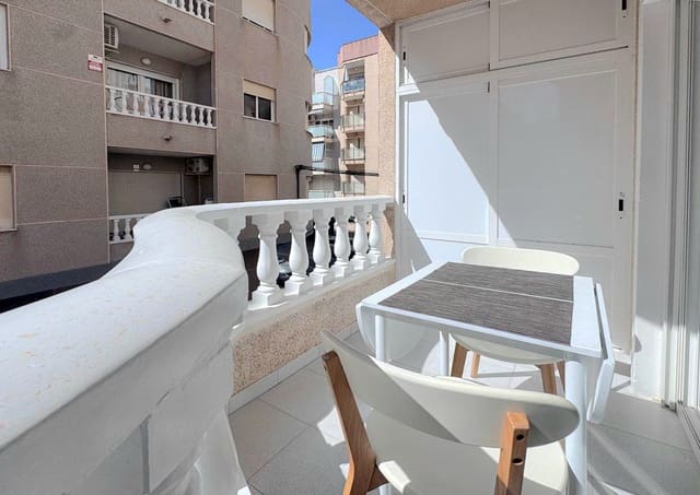 Studio til salg i Torrevieja - € 89.900 (Ref: 9919357)
