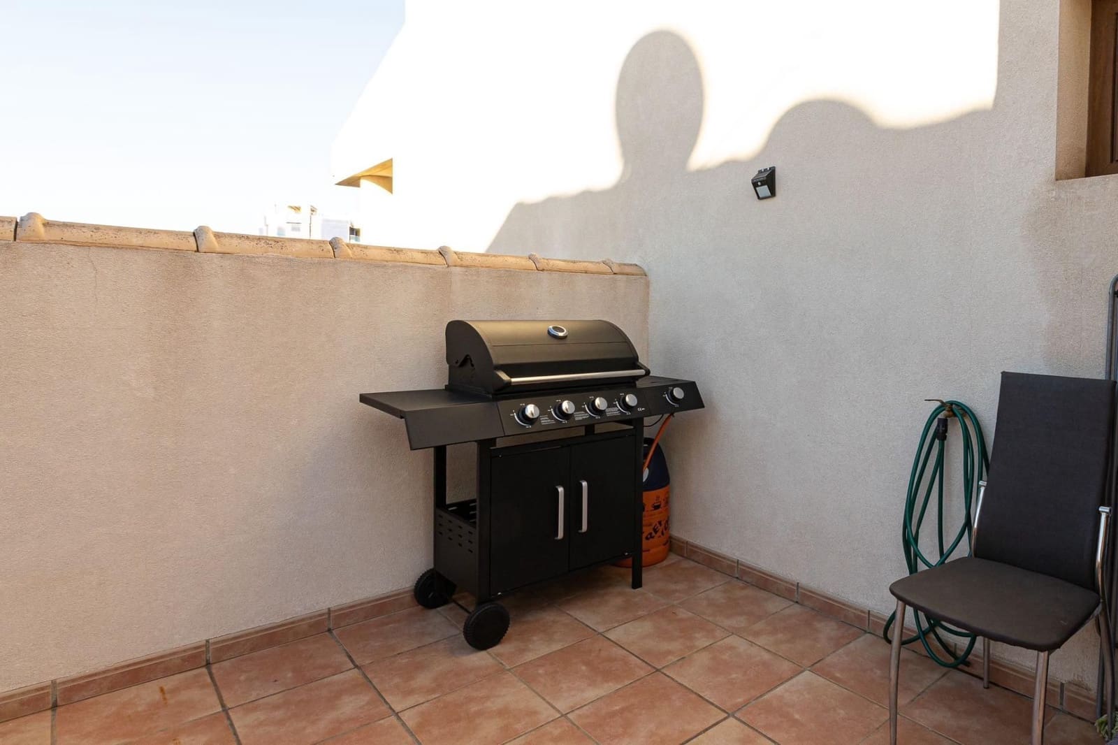 2 bedroom Penthouse for sale in Torrevieja with pool garage - € 276,000 (Ref: 9930134)