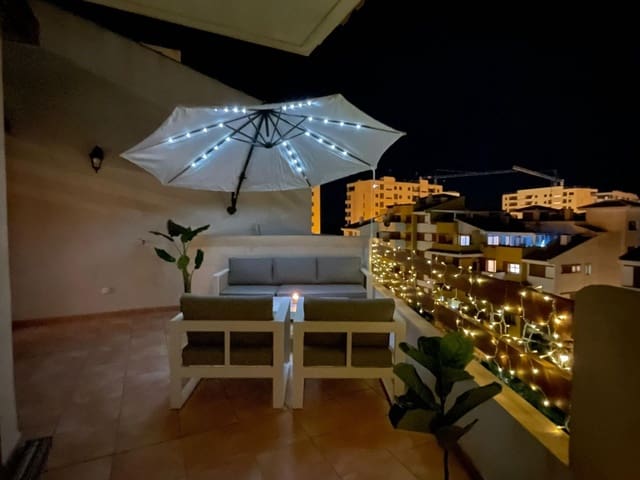 2 soveværelse Penthouse til salg i Punta Prima, Torrevieja med swimmingpool garage - € 276.000 (Ref: 9930134)