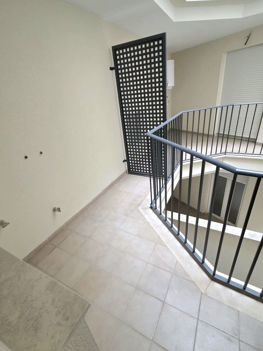 2 bedroom Apartment for sale in Pego with garage - € 144,000 (Ref: 9930138)